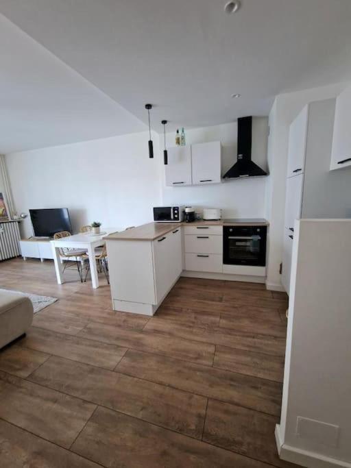 Appartement Cosy A 5 Min Des Plages Hyeres Exterior photo